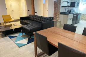 Ultra cool new modern flat